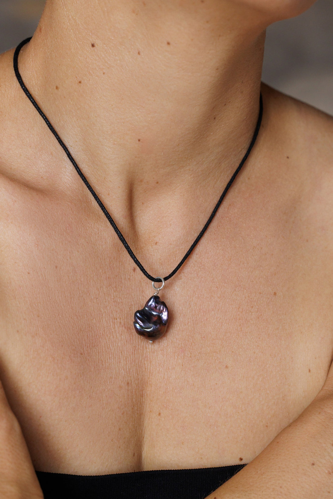 "Baroque Pearl Black" Pendant